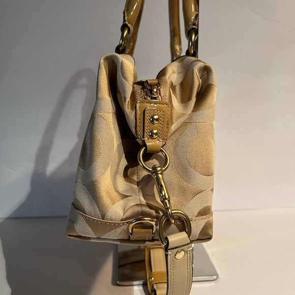 Coach Madison Sabrina Satchel - Picture 10 of 16